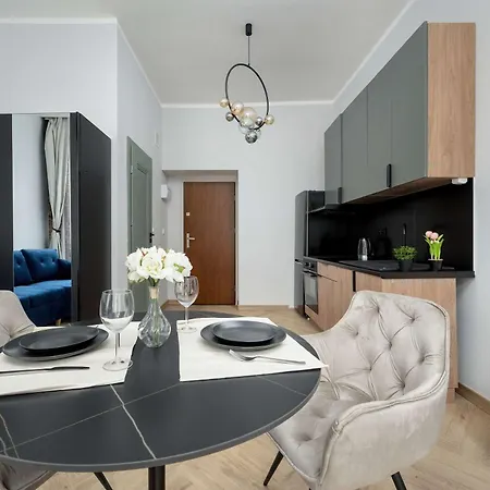Dabrowskiego Climate Pet Friendly By Renters Apartment